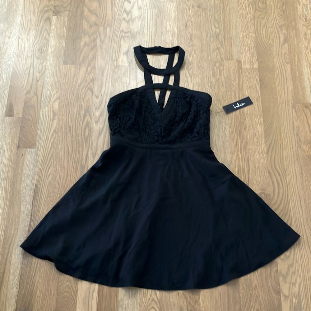 NWT Lulus Women’s Black Open All My Daydreams Lined Lace Skater Mini Dress